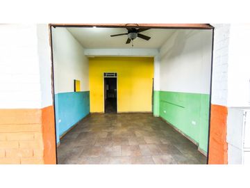 VENTA CASA TRES NIVELES BARRIO BRETAÑA CN W:9198641