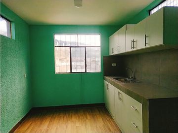 Oportunidad Quitumbe, Casa en Venta, 478m2, 3 departamentos