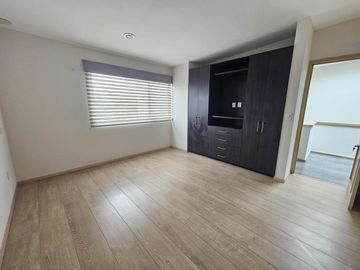 VENTA DE CASA EN RESIDENCIAL VALLE DE LAS FUENTES CALIMAYA