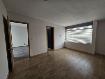 VENTA DE CASA EN RESIDENCIAL VALLE DE LAS FUENTES CALIMAYA