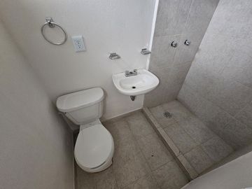 VENTA DE CASA EN RESIDENCIAL VALLE DE LAS FUENTES CALIMAYA