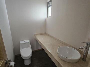 VENTA DE CASA EN RESIDENCIAL VALLE DE LAS FUENTES CALIMAYA