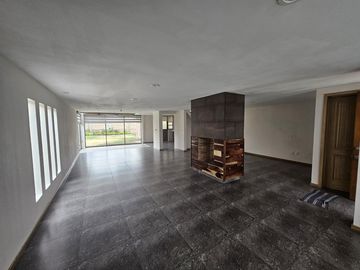 VENTA DE CASA EN RESIDENCIAL VALLE DE LAS FUENTES CALIMAYA