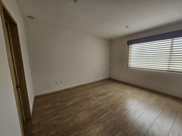 VENTA DE CASA EN RESIDENCIAL VALLE DE LAS FUENTES CALIMAYA
