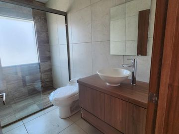 Casa en Venta Loma Alta Tres Marías Fraccionamiento privado