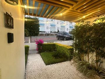 Casa en  venta en Club Náutico, Tequesquitengo