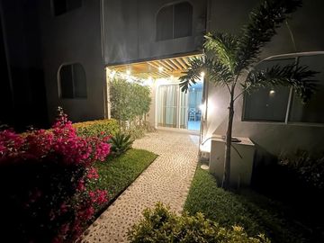 Casa en  venta en Club Náutico, Tequesquitengo