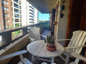 Venta Gran Departamento con cochera Nueva Cordoba