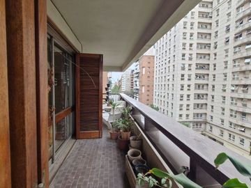 Venta Gran Departamento con cochera Nueva Cordoba