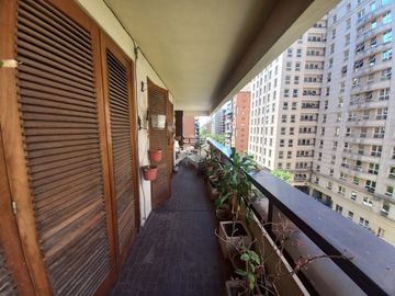 Venta Gran Departamento con cochera Nueva Cordoba