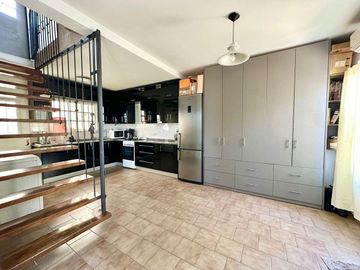 VENTA PH 3 AMB JOSE C PAZ CENTRO. PERMUTA