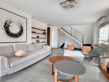 CASA MODERNA 4 DORMITORIOS- SAN MARINO FUNES HILLS