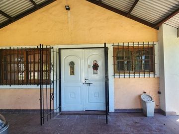 VENTA CASA 3 AMB Bº PRIVADO LOS OMBÚES FCIO VARELA