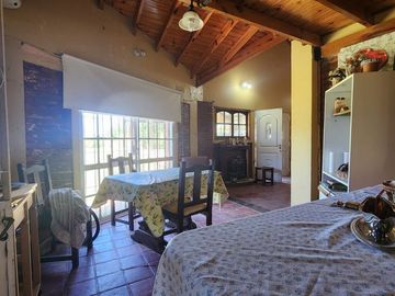 VENTA CASA 3 AMB Bº PRIVADO LOS OMBÚES FCIO VARELA