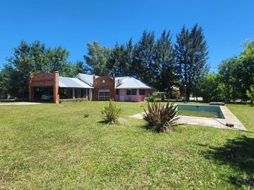 VENTA CASA 3 AMB Bº PRIVADO LOS OMBÚES FCIO VARELA