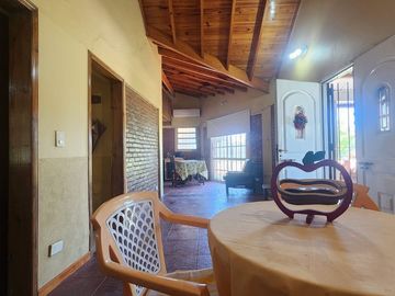 VENTA CASA 3 AMB Bº PRIVADO LOS OMBÚES FCIO VARELA