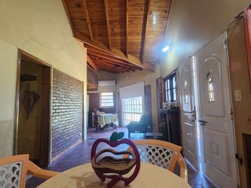 VENTA CASA 3 AMB Bº PRIVADO LOS OMBÚES FCIO VARELA