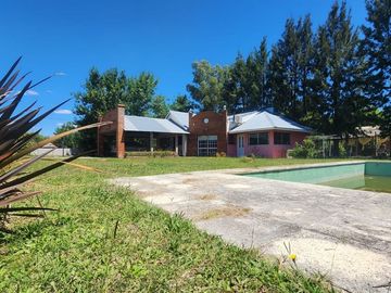 VENTA CASA 3 AMB Bº PRIVADO LOS OMBÚES FCIO VARELA