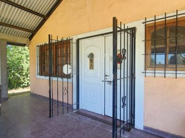 VENTA CASA 3 AMB Bº PRIVADO LOS OMBÚES FCIO VARELA