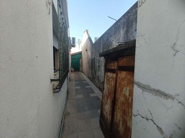 Casa en Venta en Lanus Este a metros de la Unla