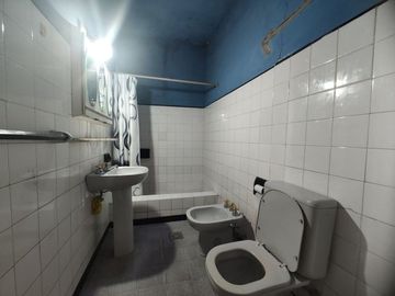 Casa en Venta en Lanus Este a metros de la Unla