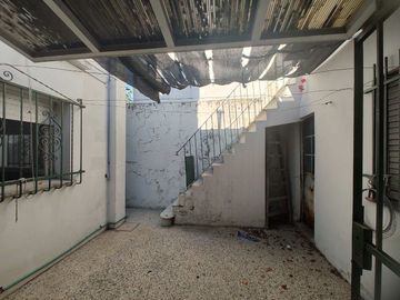 Casa en Venta en Lanus Este a metros de la Unla