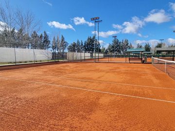 Venta lote de 900 metros en Terralagos