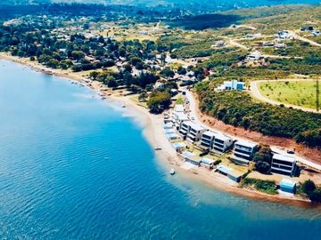 LOTE EN PUNTA PEÑON BARRIO PRIVADO VILLA DEL DIQUE