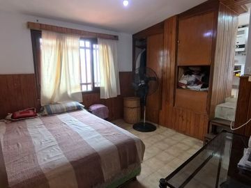 Casa 2 Hab + Dep + Local  en Cruz del Eje