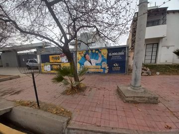 REMAX VENDIMIA VENDE LOTE EN EXCELENTE PUNTO