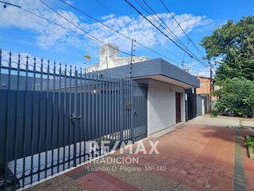 Casa en venta – Av. Italia - Resistencia
