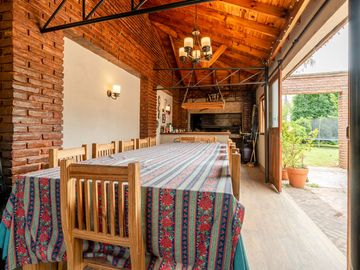 VENTA Casa 8 Amb. ¡Super Amplia! 