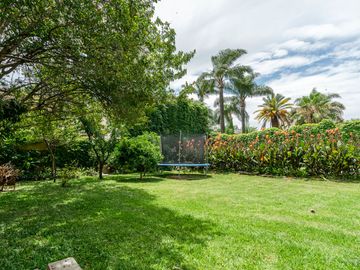 VENTA Casa 8 Amb. ¡Super Amplia! 