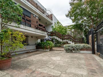 VENTA Casa 8 Amb. ¡Super Amplia! 
