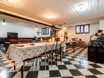 VENTA Casa 8 Amb. ¡Super Amplia! 