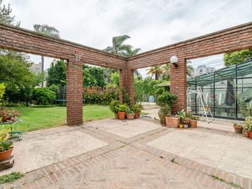 VENTA Casa 8 Amb. ¡Super Amplia! 