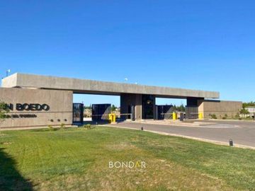 CASA EN VENTA GRAN BOEDO -3 Dorm/ Cochera doble/ Finas terminaciones