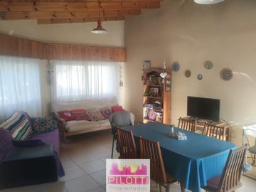 Casa en venta de 1 dormitorio c/ cochera en Pedro Pico