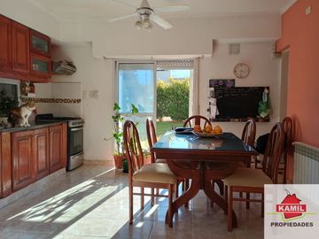 Casa en venta de 3 dormitorios c/ cochera en San Ignacio