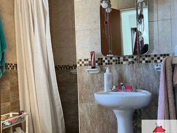 Casa en venta de 3 dormitorios c/ cochera en San Ignacio