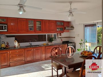 Casa en venta de 3 dormitorios c/ cochera en San Ignacio