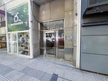 VENTA DEPARTAMENTO 4 AMBIENTES MAS DEPENDENCIA