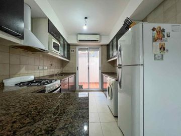 VENTA DEPARTAMENTO 4 AMBIENTES MAS DEPENDENCIA
