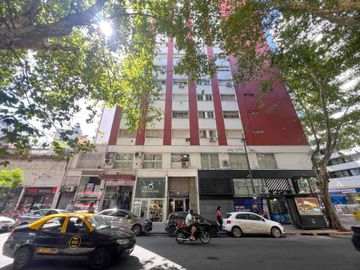 VENTA DEPARTAMENTO 4 AMBIENTES MAS DEPENDENCIA