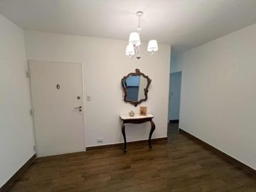 VENTA DEPARTAMENTO 4 AMBIENTES MAS DEPENDENCIA