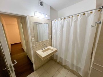 VENTA DEPARTAMENTO 4 AMBIENTES MAS DEPENDENCIA