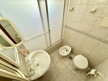 VENTA DPTO 4 AMB DEP BARRACAS COCHERA