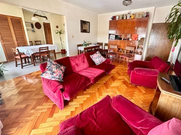 VENTA DPTO 4 AMB DEP BARRACAS COCHERA