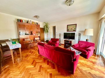 VENTA DPTO 4 AMB DEP BARRACAS COCHERA