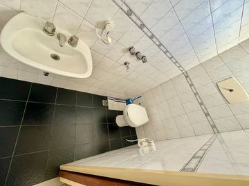 VENTA DPTO 4 AMB DEP BARRACAS COCHERA